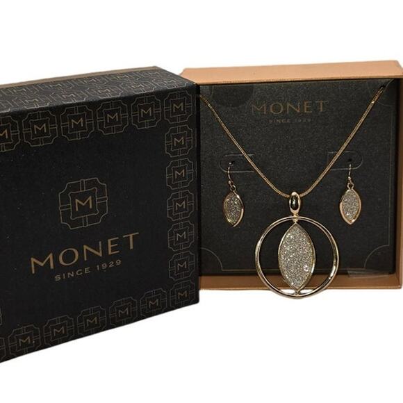 Monet Gold Tone Glitter Pendant Necklace & Drop Earrings Gift Set - New in Box - Picture 5 of 5